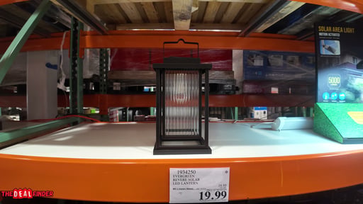 Evergreen Revere Solar LED Lantern