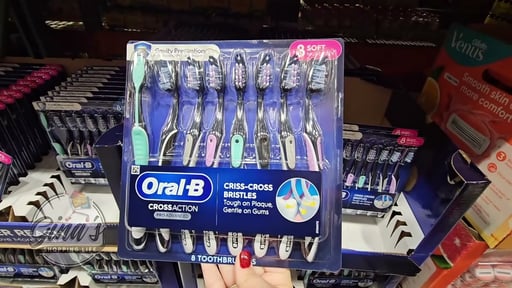 Oral-B CrossAction Advanced Toothbrush 8 Count