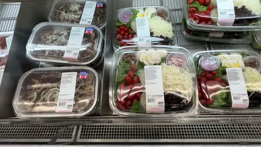 Costco Fresh Prepared Spinach Salad with Poppyseed Dressing