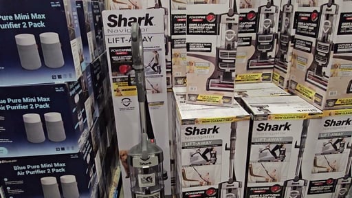 Shark Navigator Lift-Away PowerFins HairPro Upright Vacuum