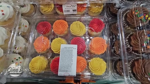 White Cupcakes with White Buttercream 12 Count