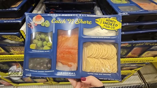 Honey Smoked Fish Catch N' Share Charcuterie, 20 oz