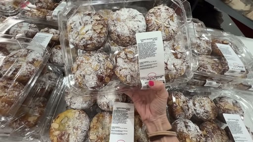 Kirkland Signature Almond Croissant Pastry, 6 Count