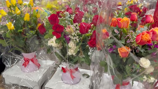 Deluxe Vase Arrangement