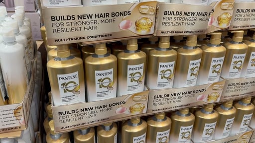 Pantene 10-in-1 Multi-Tasker Shampoo 38.2 fl oz