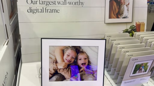 Aura Summit 15" WiFi Digital Picture Frame