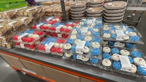 Red, White and Blue Cupcakes
