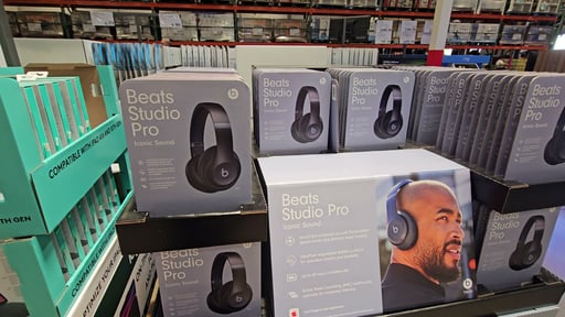 Beats Studio Pro Wireless Headphones - Navy
