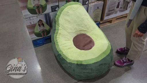 Avocado Lounge Chair