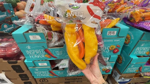Long Sweet Peppers Hothouse Grown 2 lbs