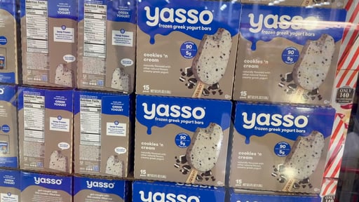 Yasso Greek Yogurt Bar Cookies and Cream 15 Count 52.5 oz