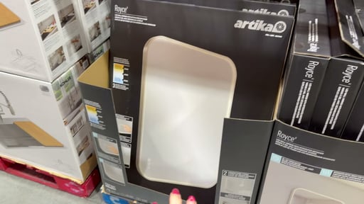 Artika Royce 32" x 24" Rectangle LED Mirror with Integrated Defogger