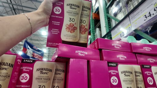 Hawaiian Tropic Sheer Touch Lotion Sunscreen SPF 30, 10.8 fl oz, 2-Pack