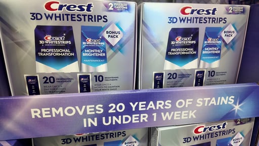 Crest 3D Whitestrips Professional Transformation