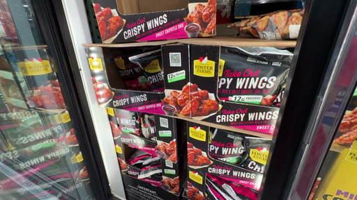 Foster Farms Crispy Wings Sweet Chipotle BBQ 4 Pounds
