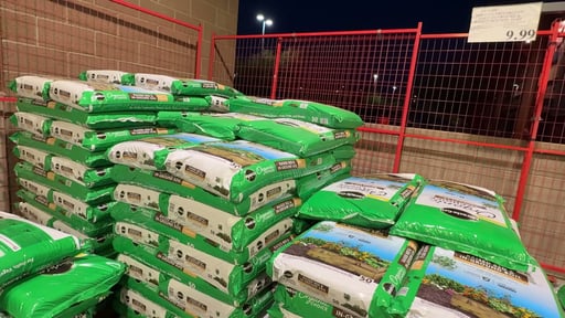 Miracle-Gro Organic Choice In-Ground Raised Bed Soil