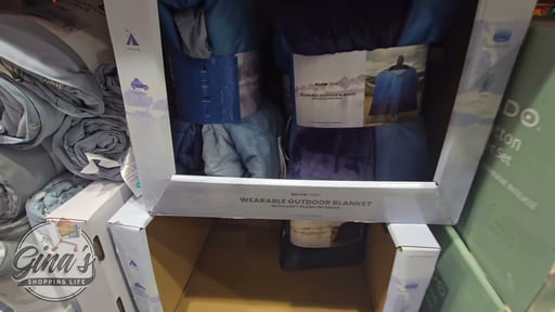 Below Zero Hooded Outdoor Blanket 54" x 72"