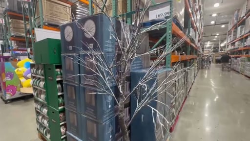 7' LED Potted Tree with Twinkle Lights
