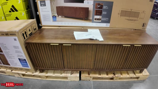 Universal Broadmoore Chandler 80" Accent Console