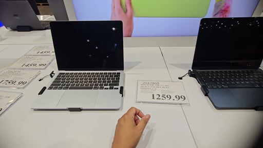 MacBook Air 13" M5 Chip 16GB/512GB Sky Blue (MDHH4LL/A)