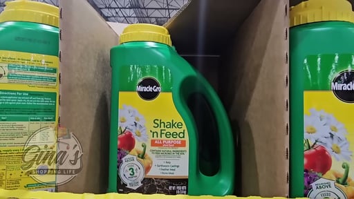 Miracle-Gro Shake 'n Feed 8 lb Jug All Purpose Fertilizer